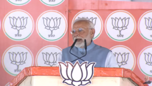Read more about the article ‘Ek rahenge toh safe rahenge’: PM Modi accuses Congress-JMM of creating caste divide