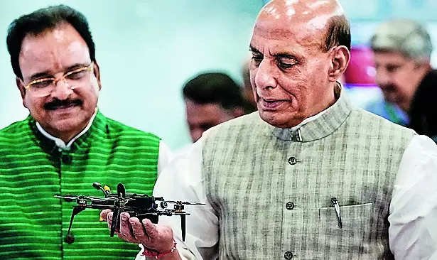You are currently viewing Must be ready for grey zone and hybrid warfare: Rajnath Singh