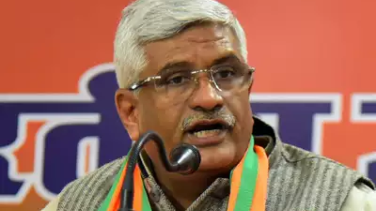 You are currently viewing Union minister Shekhawat calls MVA rule ‘black period’ for Maharashtra