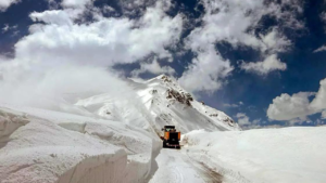 Read more about the article Government mulls Rs 6k crore tunnel to link Leh with Pangong