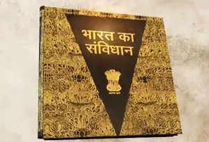 Read more about the article LG Sinha leads Preamble pledge as J&K celebrates Constitution Day for first time