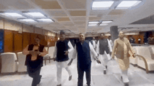 Read more about the article Watch: TMC’s Kalyan Banerjee says ‘all is well’ after Waqf JPC meet