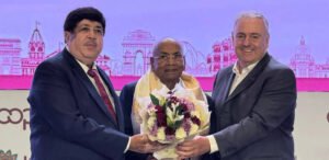 Read more about the article IFFCO MD US Awasthi gets ICA’s 2024 Rochdale Pioneers Award