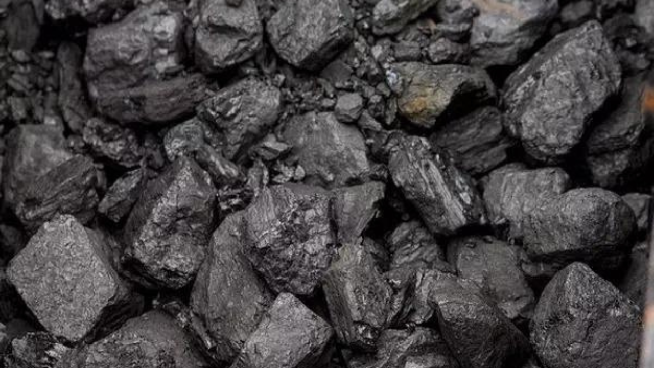 You are currently viewing Overall coal production hits 90.62 million tonnes in November 2024: Coal ministry