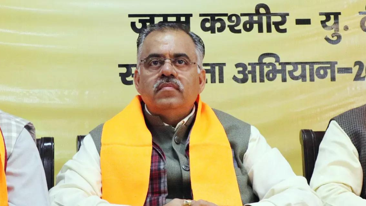 You are currently viewing ‘Alliance succumbed under weight of Rahul’: BJP reacts to Mamata’s offer to lead INDIA bloc