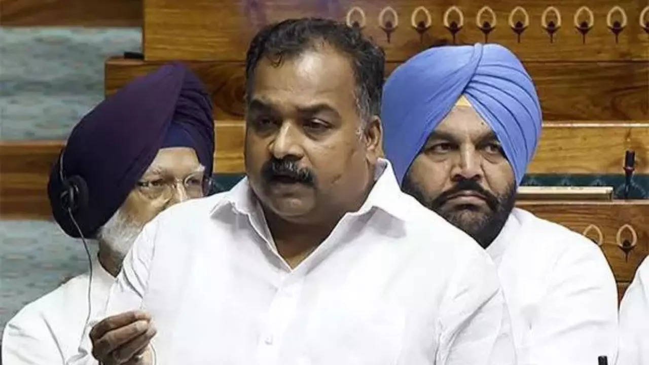 You are currently viewing Congress’ Manickam Tagore expresses concern over clean chits given to Ajit Pawar, Chandrababu Naidu in high-profile cases