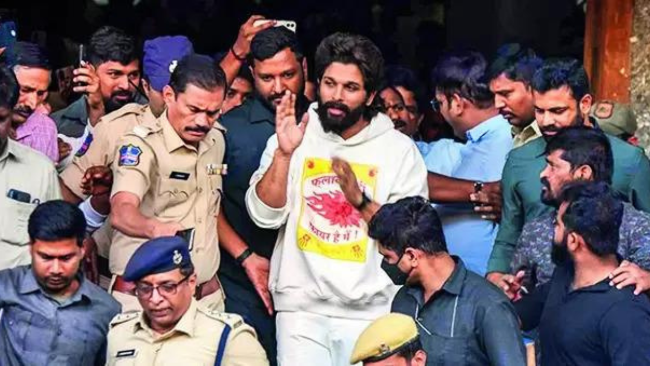 You are currently viewing Allu Arjun spends night in jail despite bail in stampede case