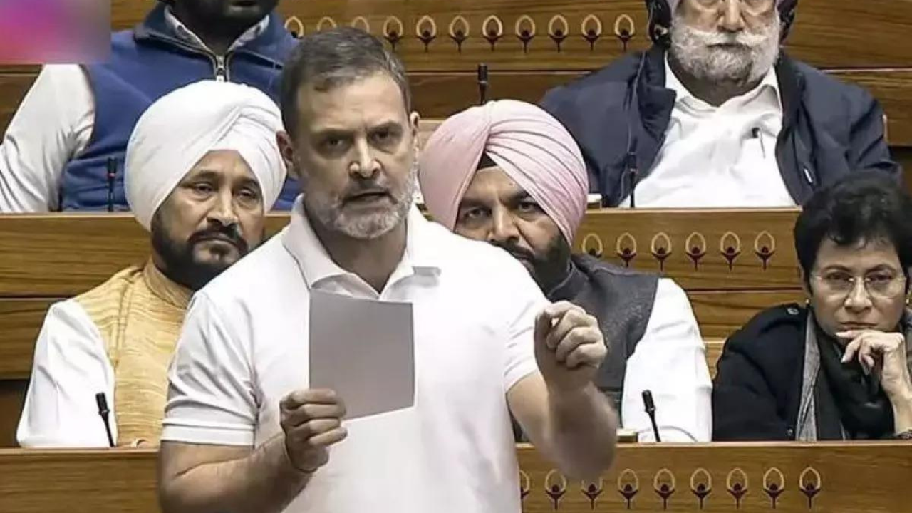 You are currently viewing ‘Govt making Eklavyas of youth, farmers, minorities’: Rahul Gandhi