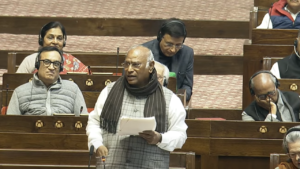 Read more about the article ‘Mujhko bhi apko dekhna accha nahi lagta’: Mallikarjun Kharge’s playful jibe at BJP MPs in Rajya Sabha