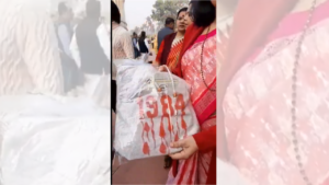 Read more about the article Watch: BJP gifts a tote bag to Priyanka Gandhi with ‘1984’ printed on it