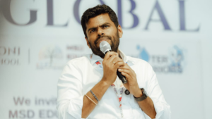 Read more about the article ‘If he believes he’s a bigger star…’: Annamalai slams Telangana CM Revanth Reddy over Allu Arjun case