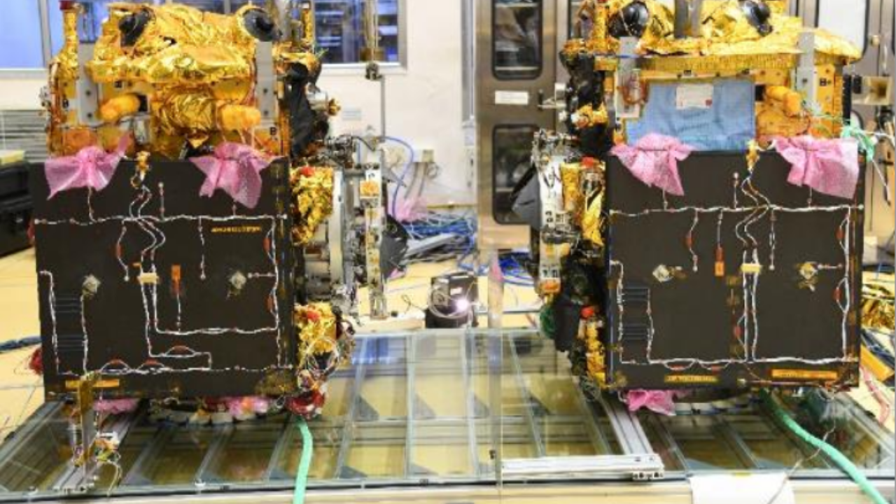 You are currently viewing Isro to launch SpaDex mission on Dec 30 for developing space docking tech