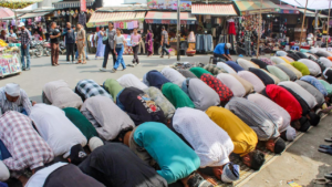 Read more about the article Uttarakhand teacher gives students half-day leave for Friday prayers, suspended