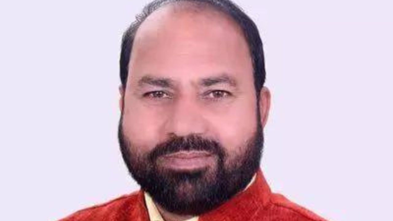 You are currently viewing ‘No proof’: Court acquits SP MLA in 1995 rioting case
