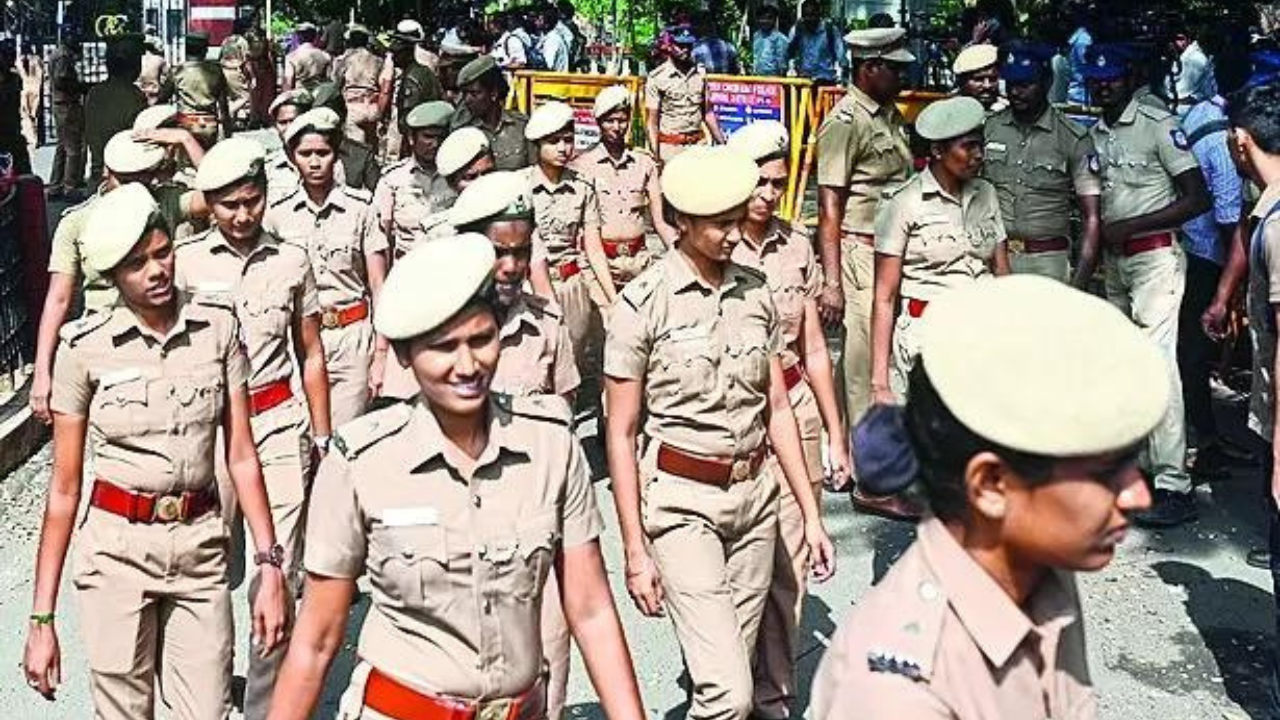 You are currently viewing High court sets up all-woman SIT to probe Tamil Nadu univ rape case