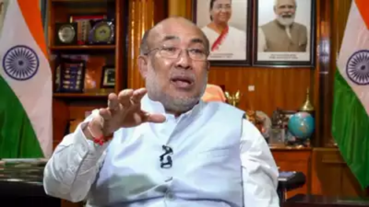 You are currently viewing Biren Singh apologises to victims of violence; urges ‘forget and forgiveness’
