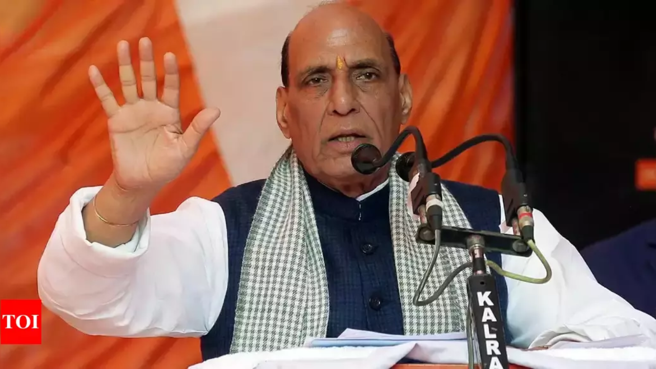 You are currently viewing Finish 100 critical projects in a year: Rajnath to DRDO
