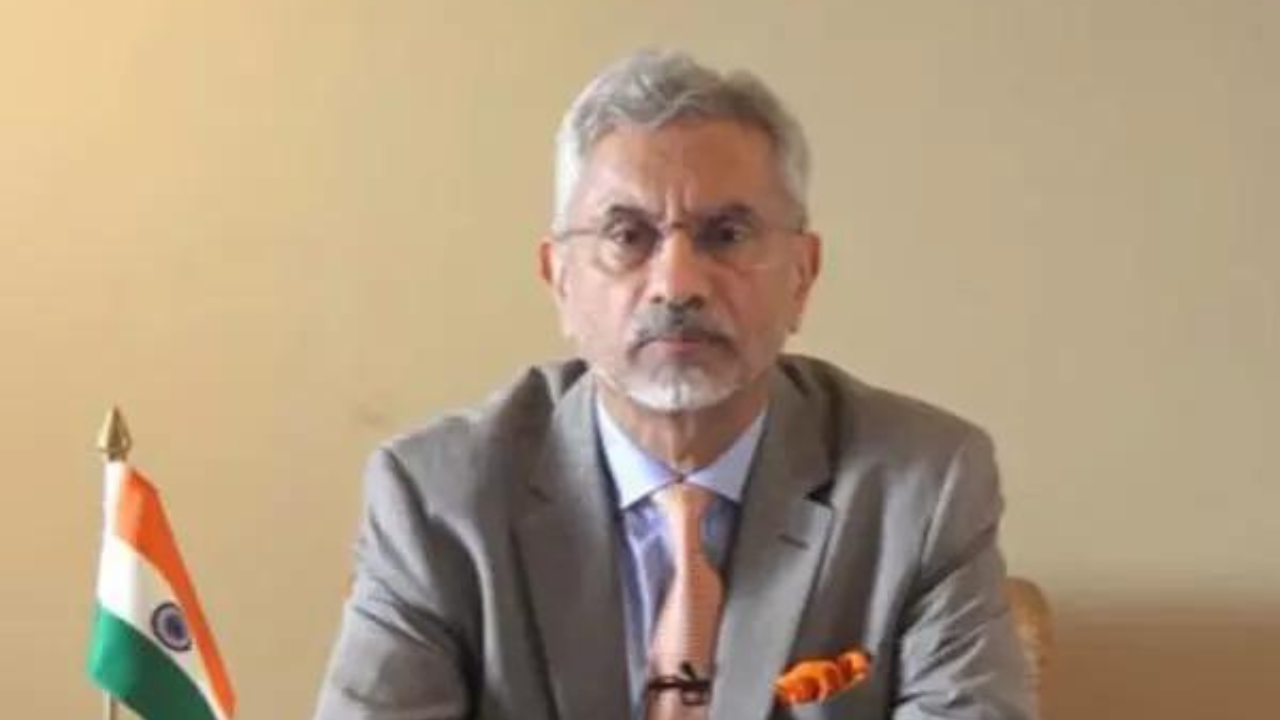 You are currently viewing EAM Jaishankar calls Maldives ‘concrete expression’ of India’s Neighbourhood First policy