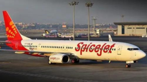 Read more about the article SpiceJet cautions passengers of flight delays due to fog, bad weather across 9 cities
