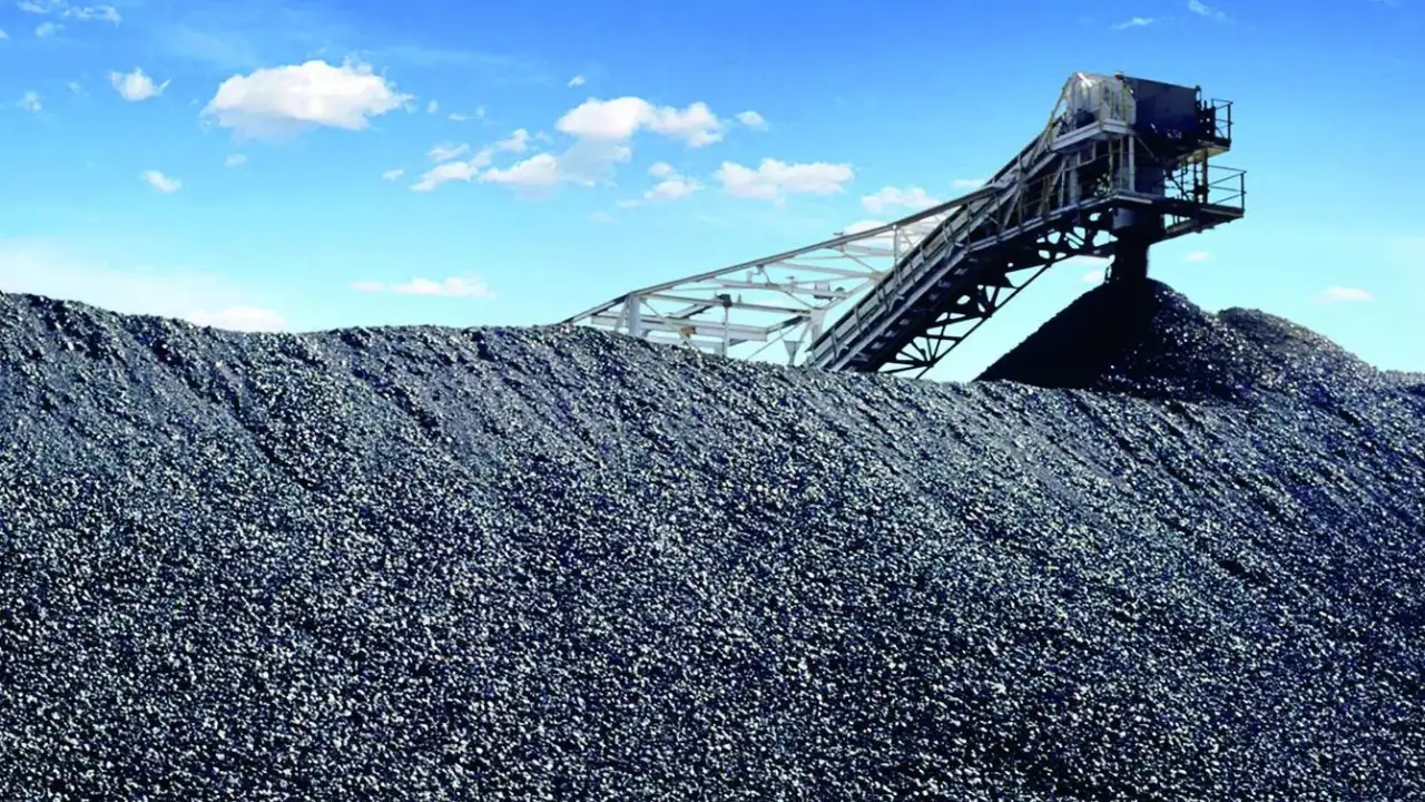 You are currently viewing Coal-fired power plants get another extension to meet sulphur dioxide emission norms amid air pollution crisis
