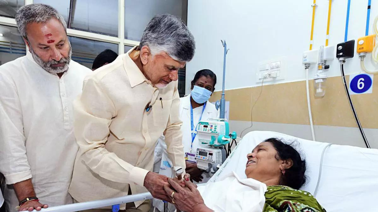 You are currently viewing Judicial probe ordered into Tirupati stampede tragedy