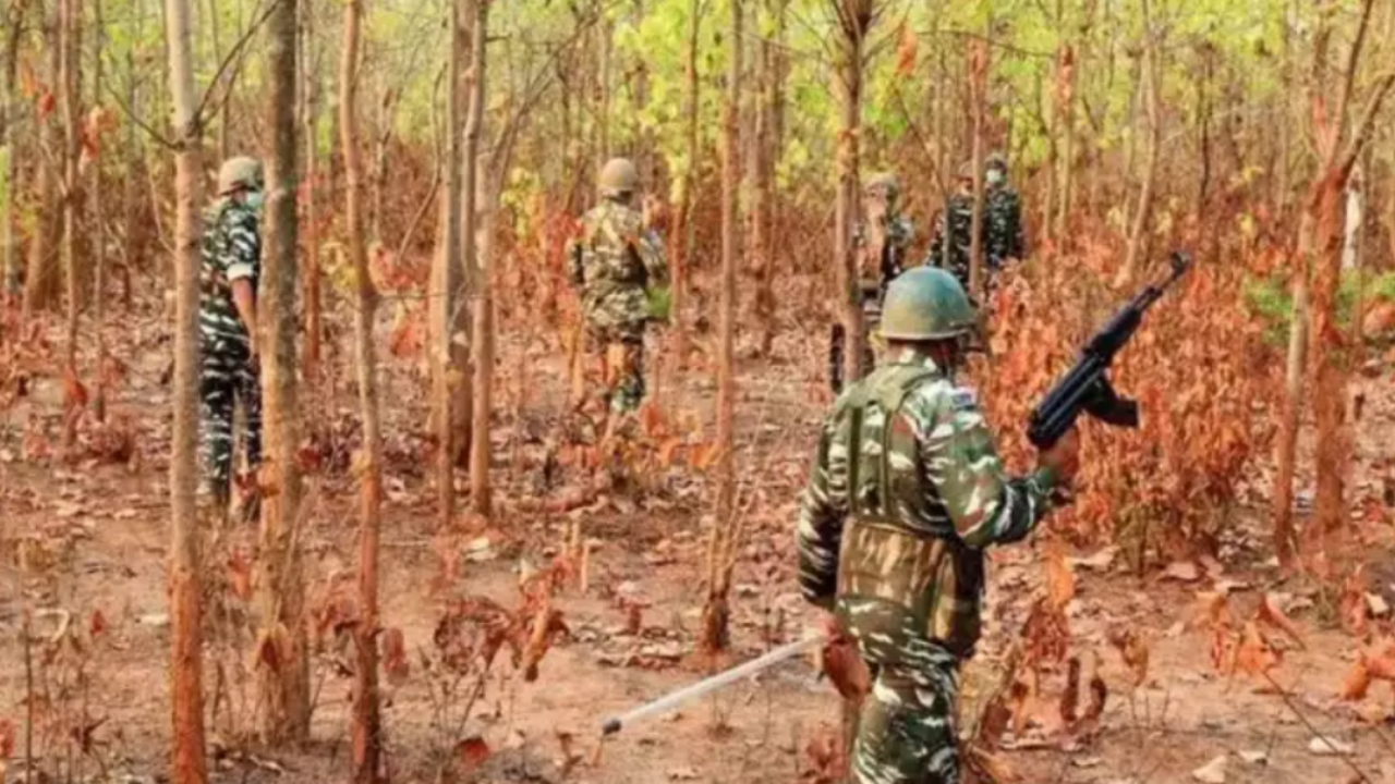 You are currently viewing 3 Maoists killed in encounter in Chhattisgarh’s Bijapur, weapons and explosives recovered