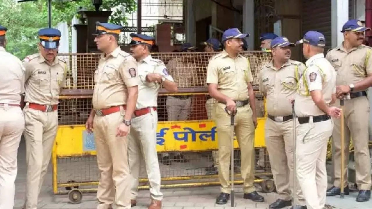 You are currently viewing Joint operation by Mumbai & Thane police involved 150 cops, senior officers