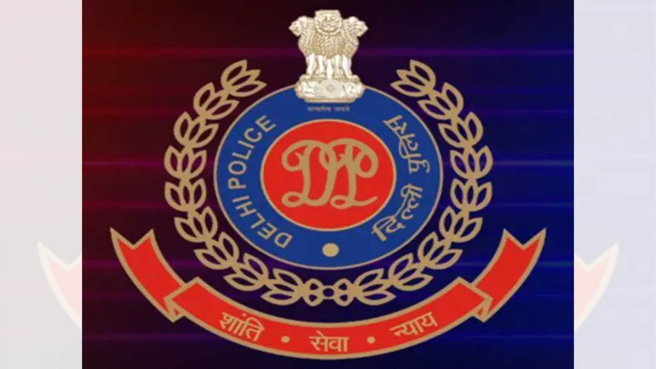 You are currently viewing Delhi police registers 504 cases, arrests 17,879 for MCC violations ahead of assembly polls