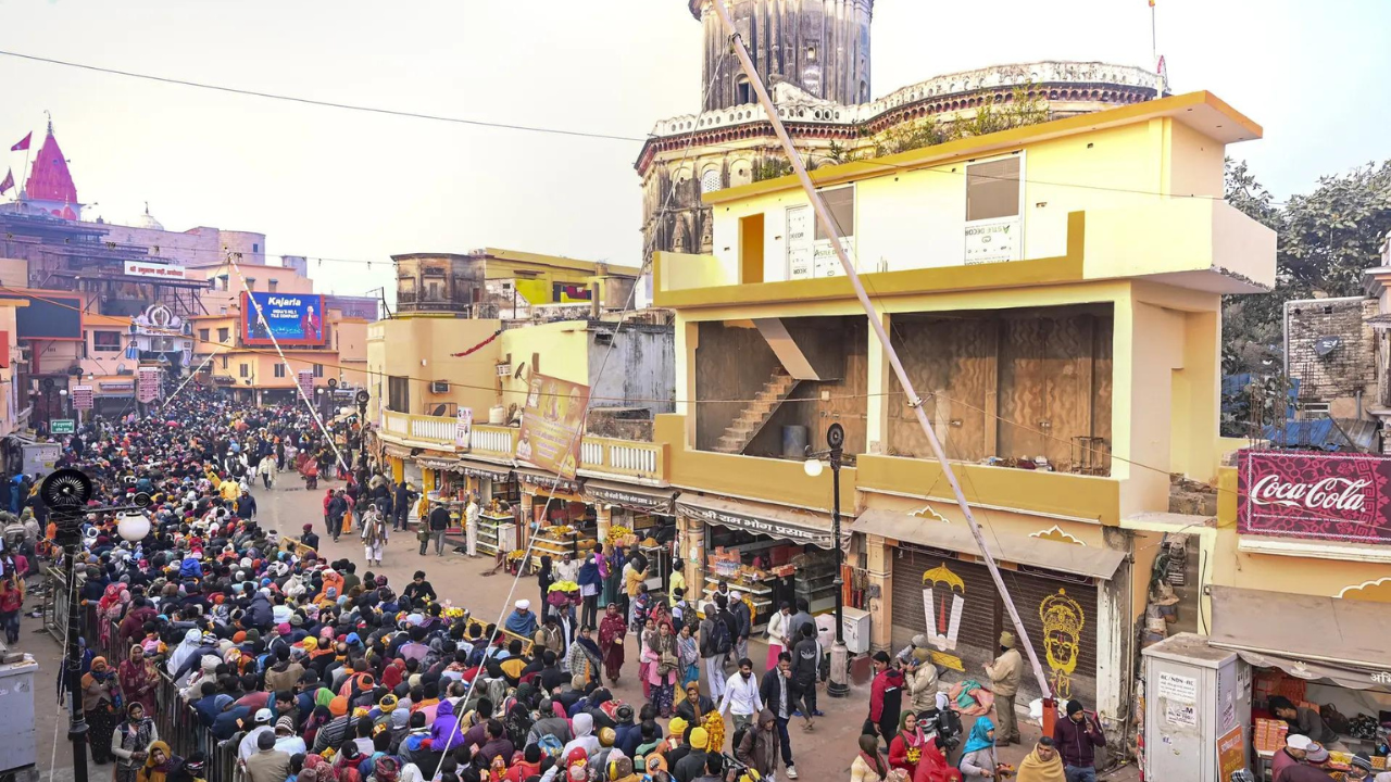 You are currently viewing ‘Local devotees should defer visit’: Ram Temple trust advisory amid ‘unprecedented rush’