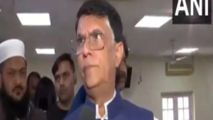 Read more about the article Congress leader Pawan Khera defends Kharge’s “Ganga dip” remark, questions claims of insult to Sanatan Dharma