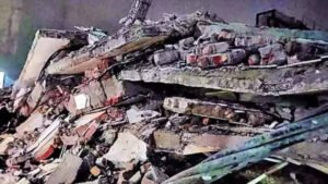 Read more about the article Burari house collapse toll 5, hunt on for survivors
