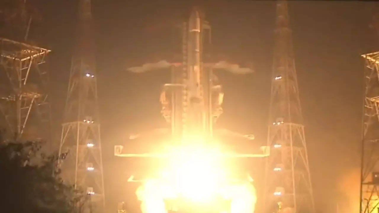 You are currently viewing Isro’s 100th rocket launch from Sriharikota successful; GSLV-F15 places navigation satellite NVS-02 in orbit