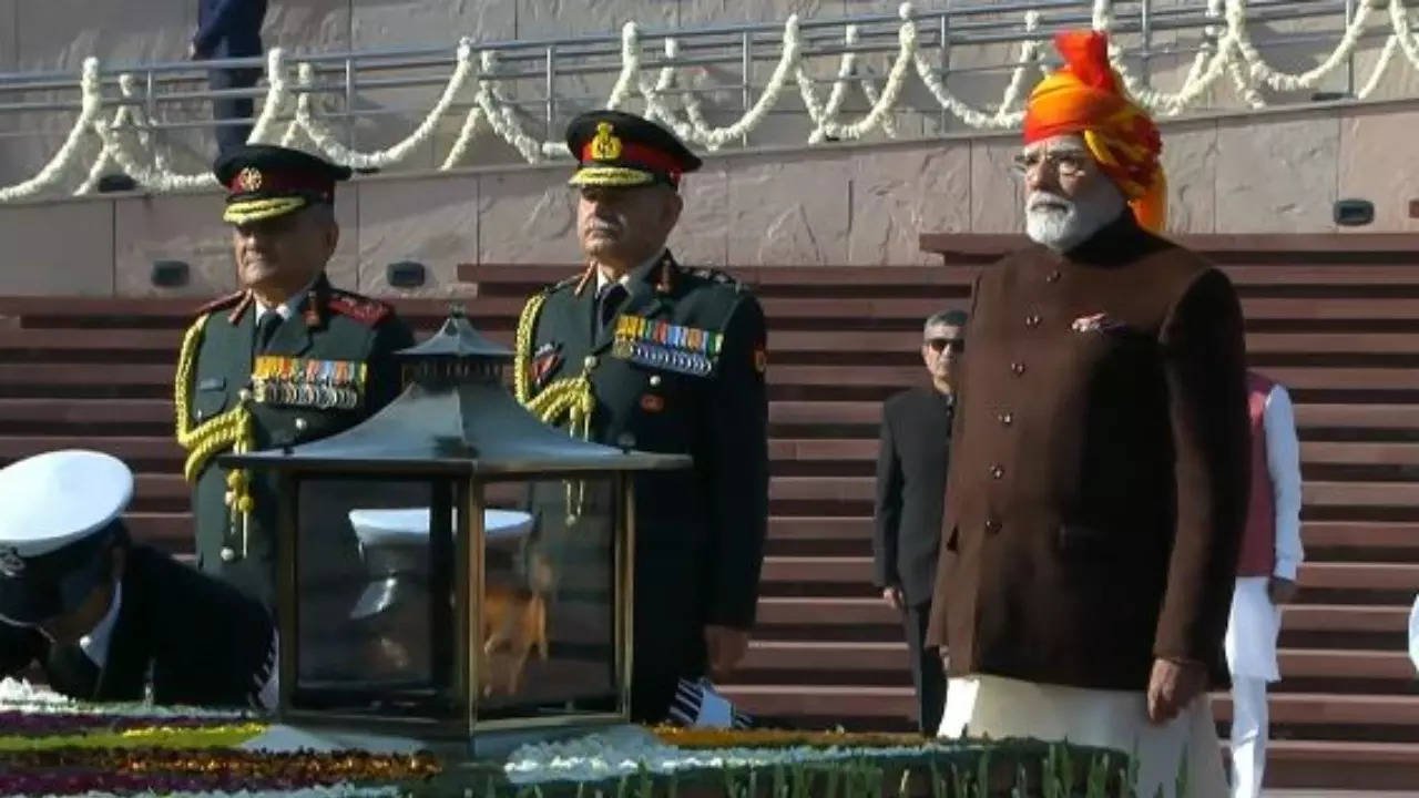 You are currently viewing People should reduce intake of edible oil by 10% to cut obesity risk: PM
