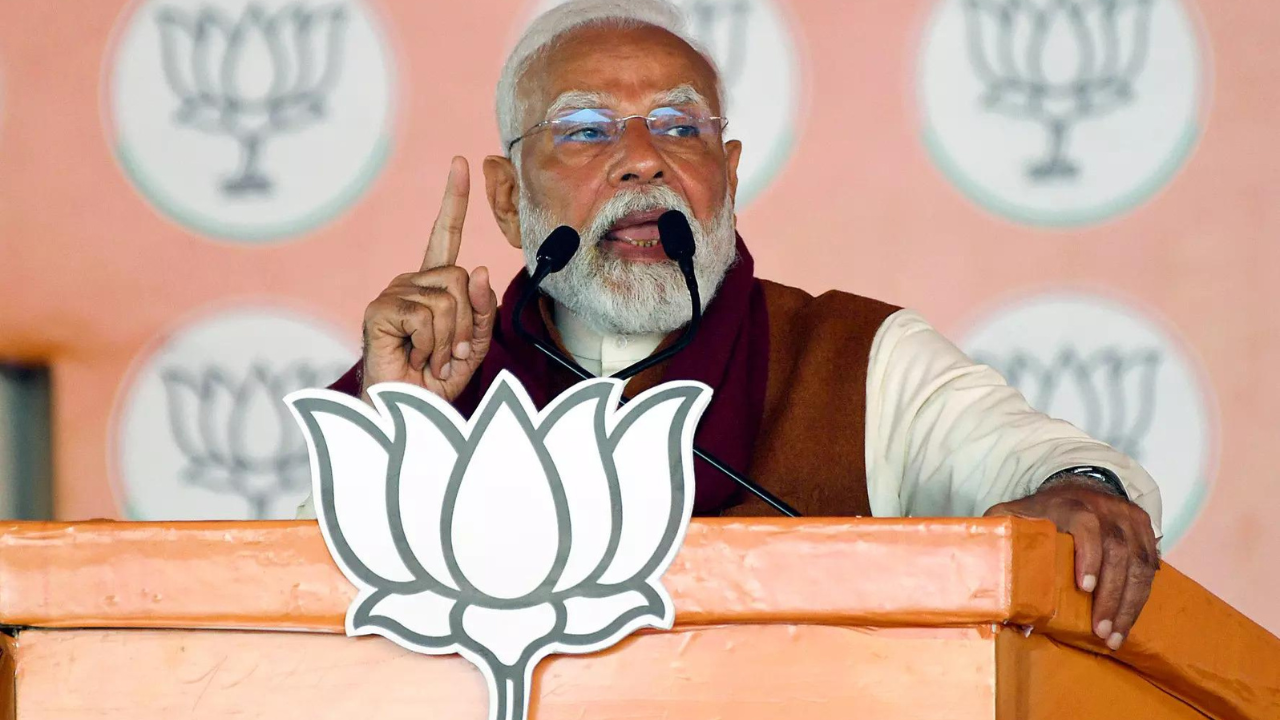 You are currently viewing PM Modi’s ‘picking fights’ jibe at Kejriwal: ‘Delhi needs government of coordination, not of conflict’