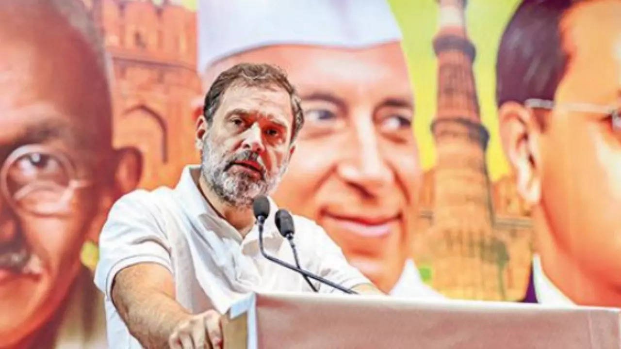 You are currently viewing Rahul Gandhi’s claim of 70 lakh voter additions in Maharashtra exceeds actual EC figure shared with Congress by 22 lakh