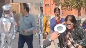 Read more about the article Delhi polls: ‘Astronauts’ assist voters at this unique polling booth, watch video