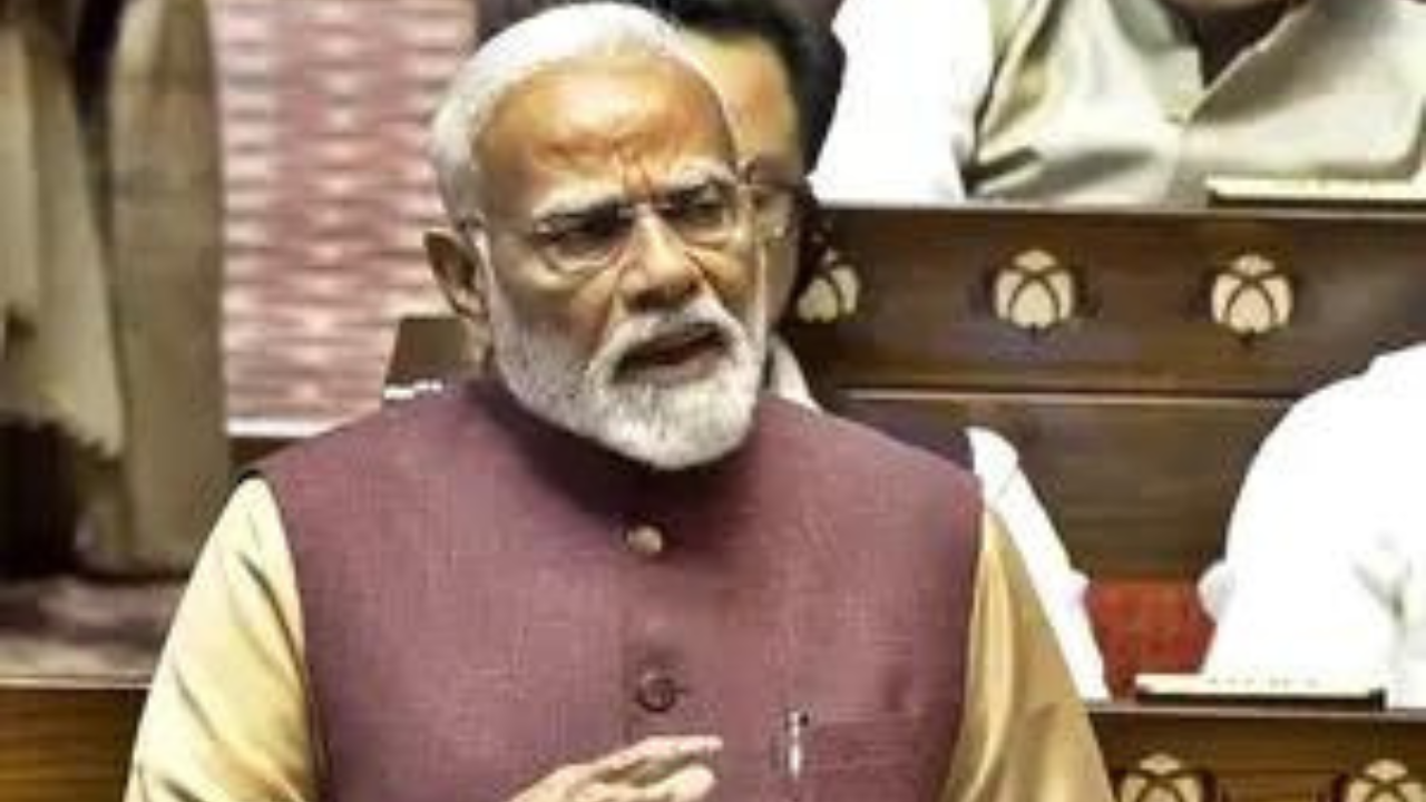 You are currently viewing ‘Constitution, Emergency, family first’: PM Modi’s big attack on Congress in Rajya Sabha address