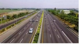 Read more about the article Delhi-Katra e-way to take one more year to be completed: Govt