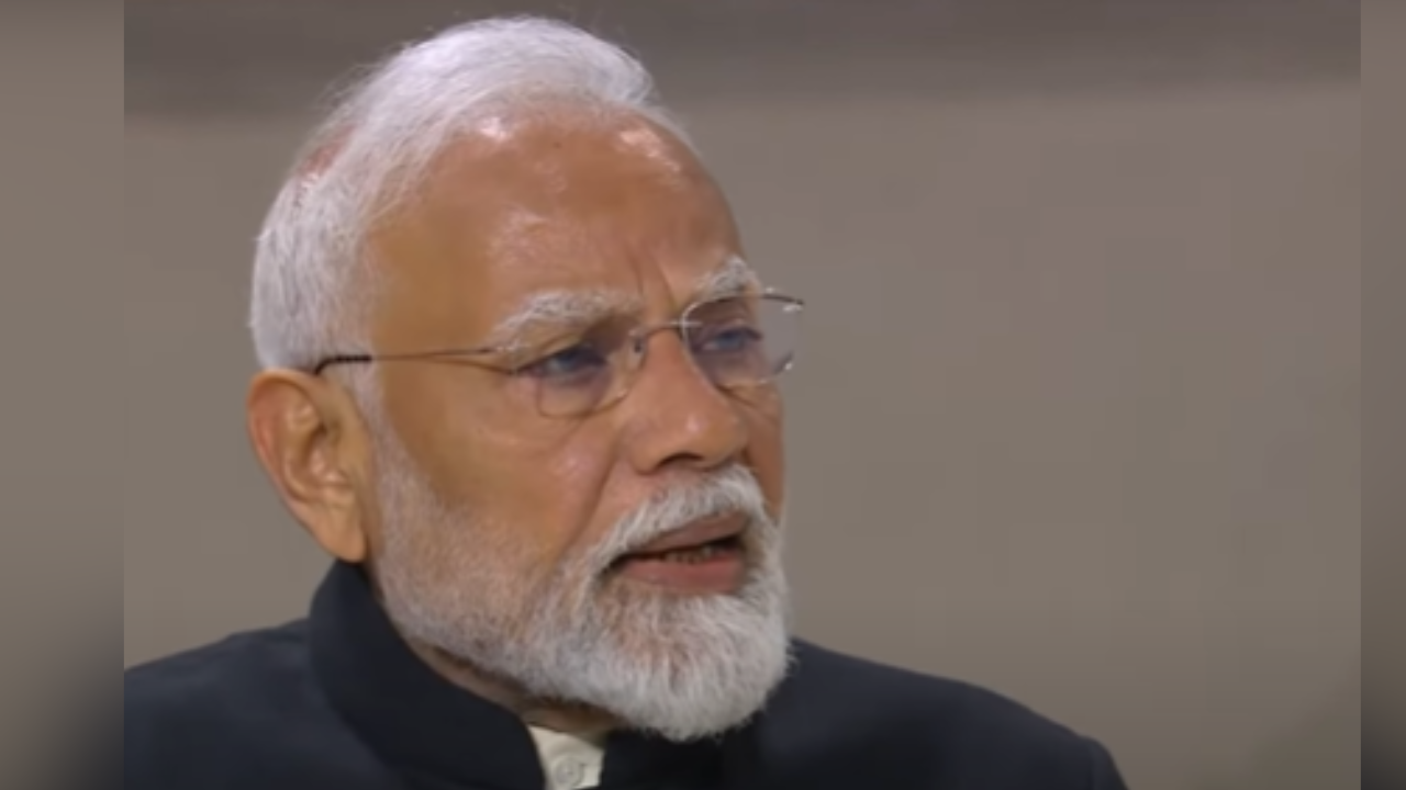 You are currently viewing AI Action Summit: What PM Modi said on ‘job loss’ fear due to artificial intelligence