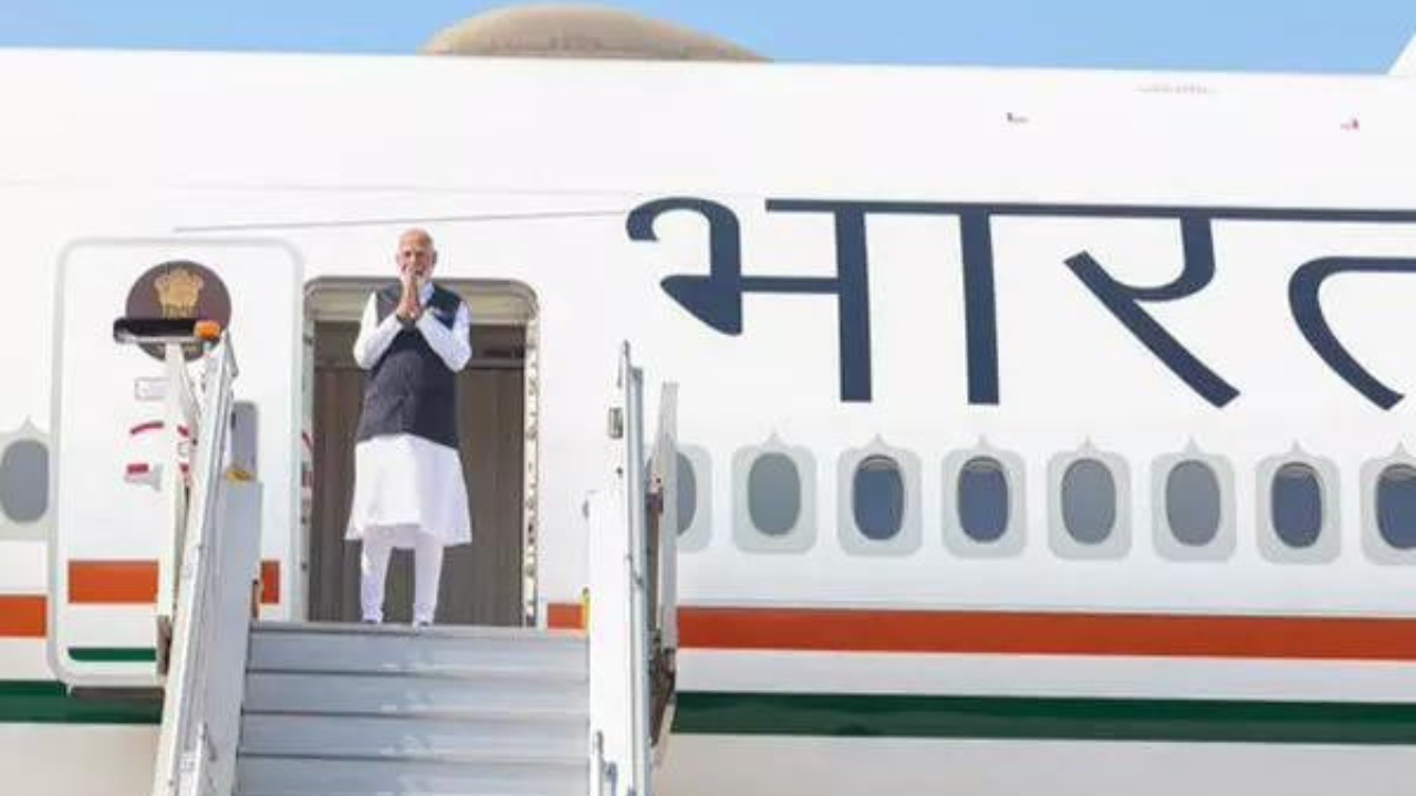 You are currently viewing ‘Terrorists may attack PM Modi’s aircraft’: Cops received warning on February 11
