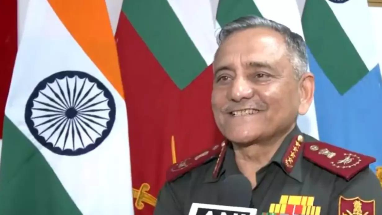 You are currently viewing ‘All of them are some distance away’: CDS Anil Chauhan’s take on China’s sixth-generation fighter aircrafts