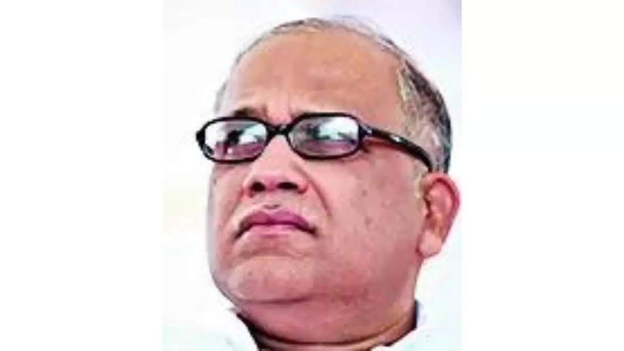 You are currently viewing Former Goa CM Kamat let off in Rs 135-cr mining lease case