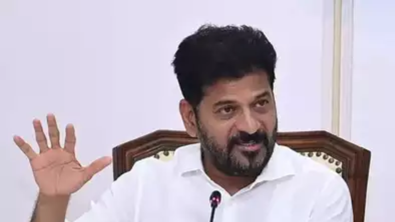 You are currently viewing Telangana CM claims PM Modi not from backward class by birth, BJP hits back
