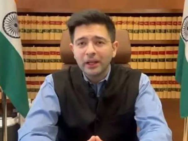 You are currently viewing ‘Passengers like potato sacks in trains’: AAP MP Raghav Chadha blames Indian Railways for New Delhi station stampede