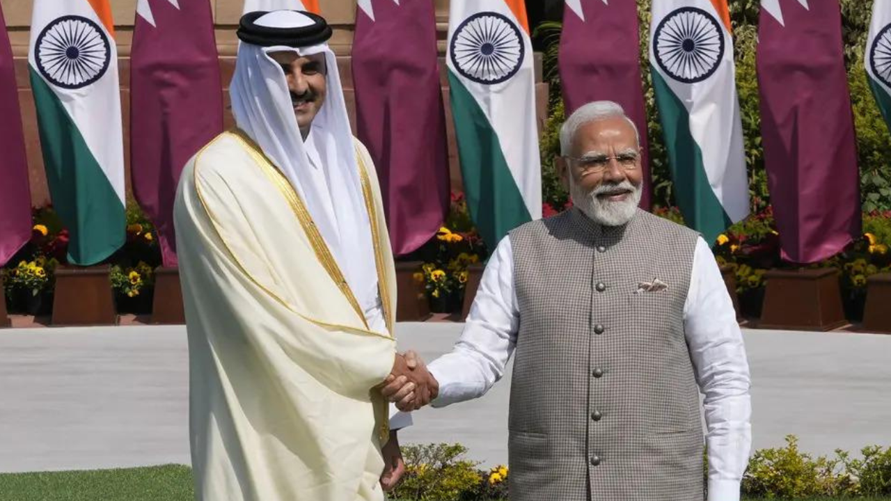 You are currently viewing India-Qatar hold bilateral talks, aim to boost economic and strategic cooperation