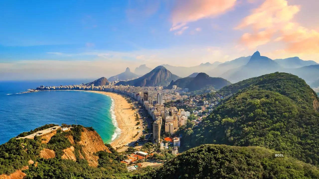 You are currently viewing India’s Gen Z weighs in on the Beaches vs Mountains debate — and it’s still close!