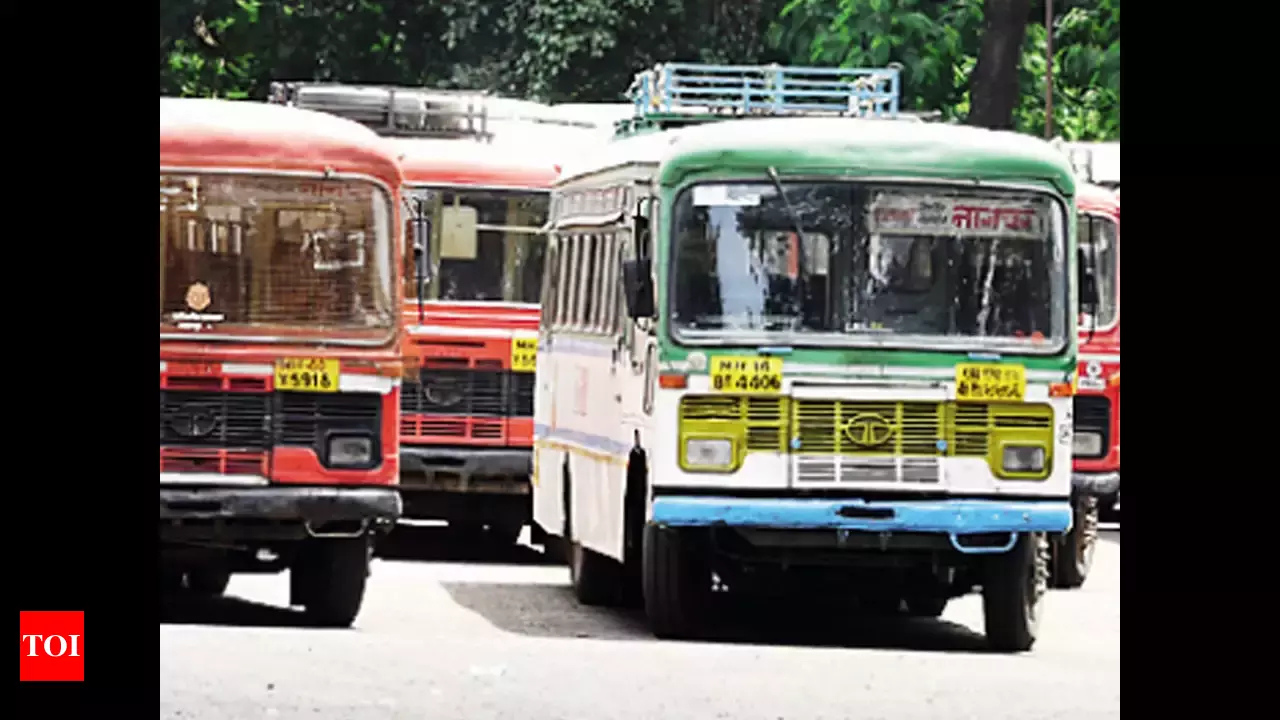 You are currently viewing Maharashtra transport minister suspends state bus services to Karnataka