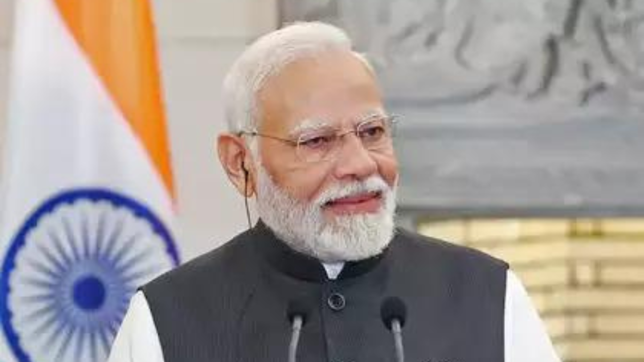 You are currently viewing Mobilise beneficiaries of government schemes for PM Modi’s event, Silvassa doctors, health workers told