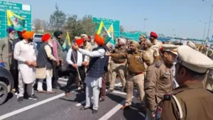 Read more about the article Punjab police thwart farmers’ march to Chandigarh