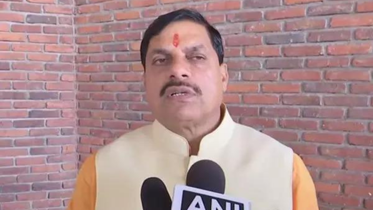 You are currently viewing ‘Death penalty for religious conversions,’ says MP CM Mohan Yadav; Congress seeks definition